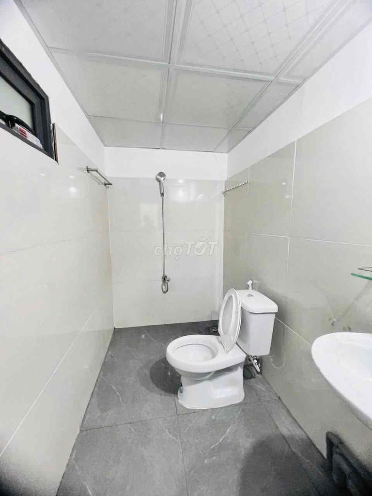 The angle for renting the motel room is 6.8 million.