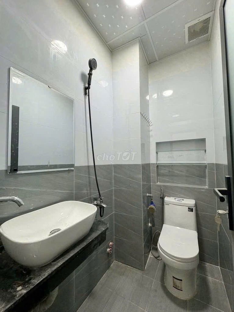 New house - perfect price Phan Văn Trị alley, 187 5 just 8 million a month!