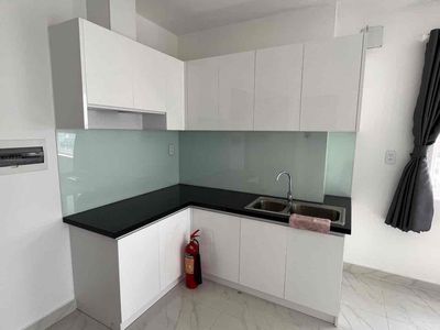 I need to rent the apartment 38 m Richmond City. ntcb for 9.5 million lh e.