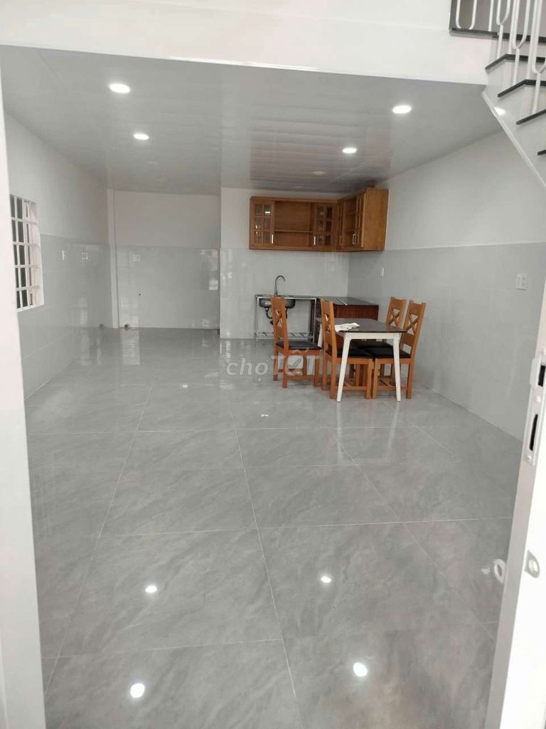 The new house is 100% one floor, two rooms, Tân Xuân, however, and Chief Two.