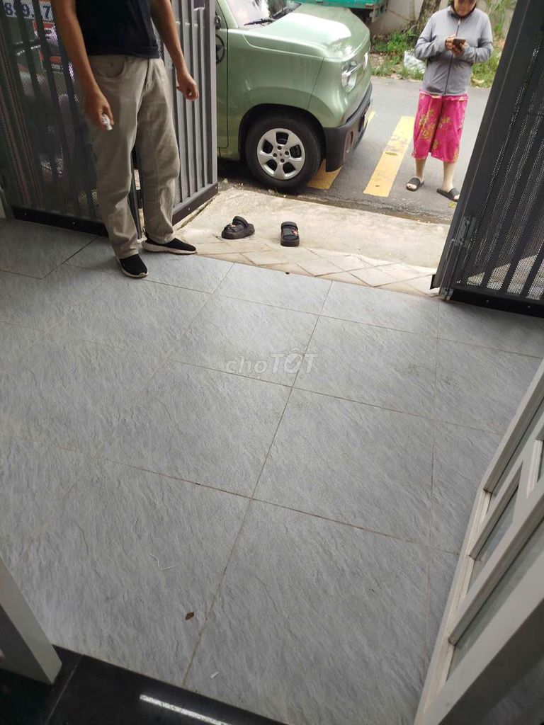 The new house is 100% one floor, two rooms, Tân Xuân, however, and Chief Two.
