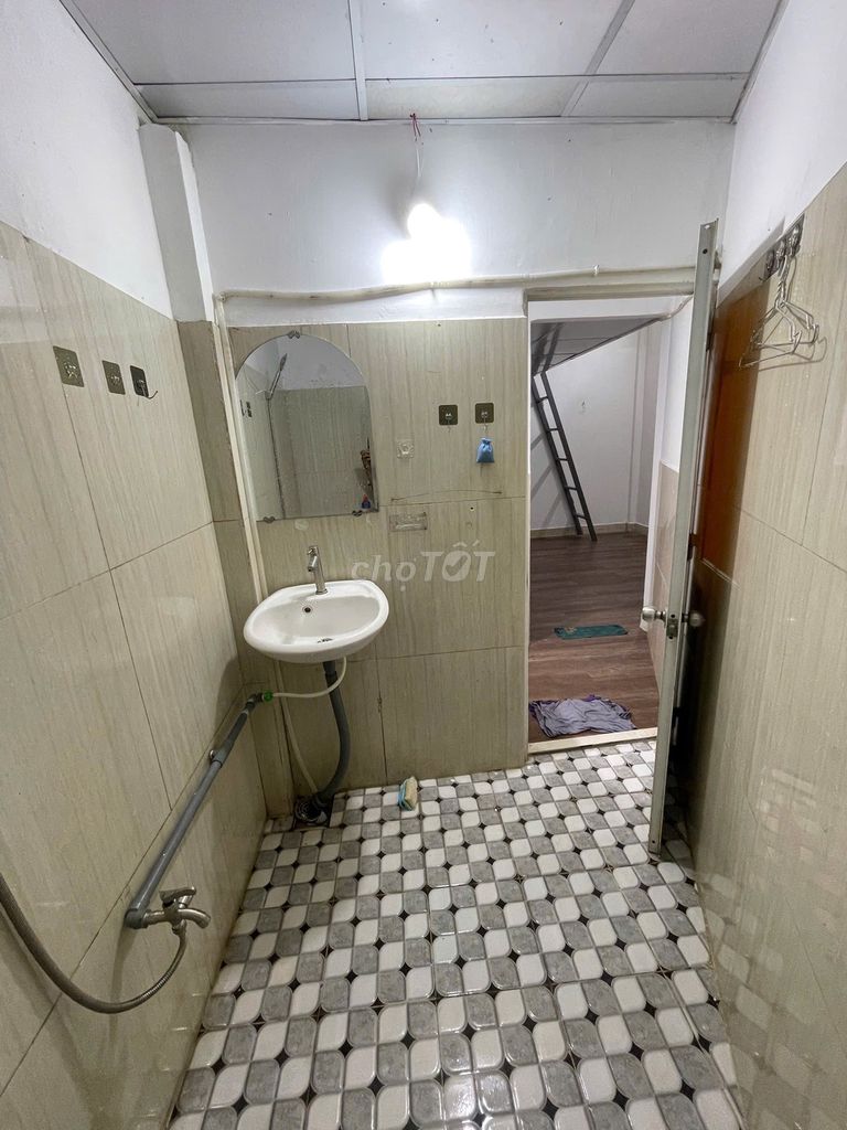 Rent a motel at Thủ Đức & University spkt