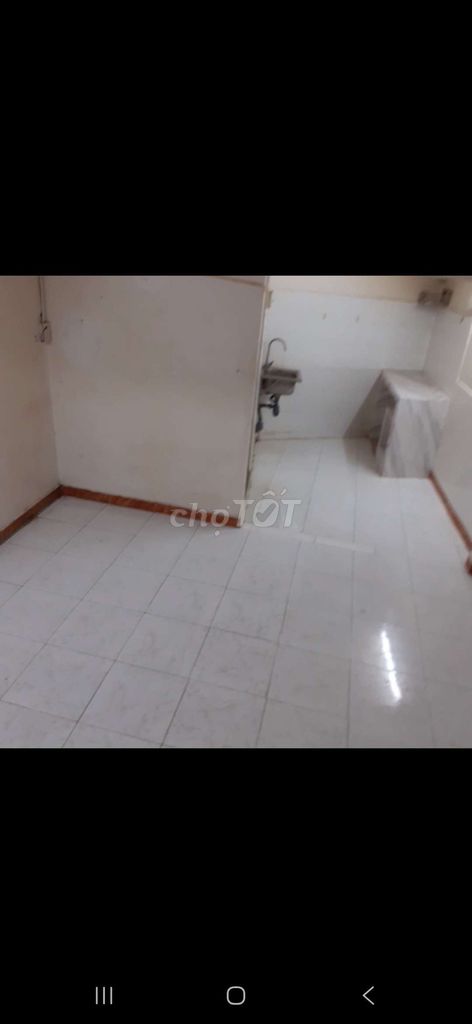We'll rent 830 Võ Văn Kiệt together.