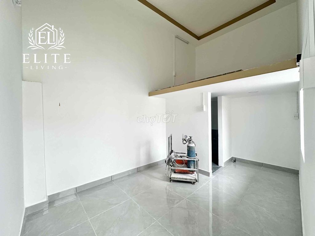 Super Large balcony - full interior - new home 100% - priority In hip