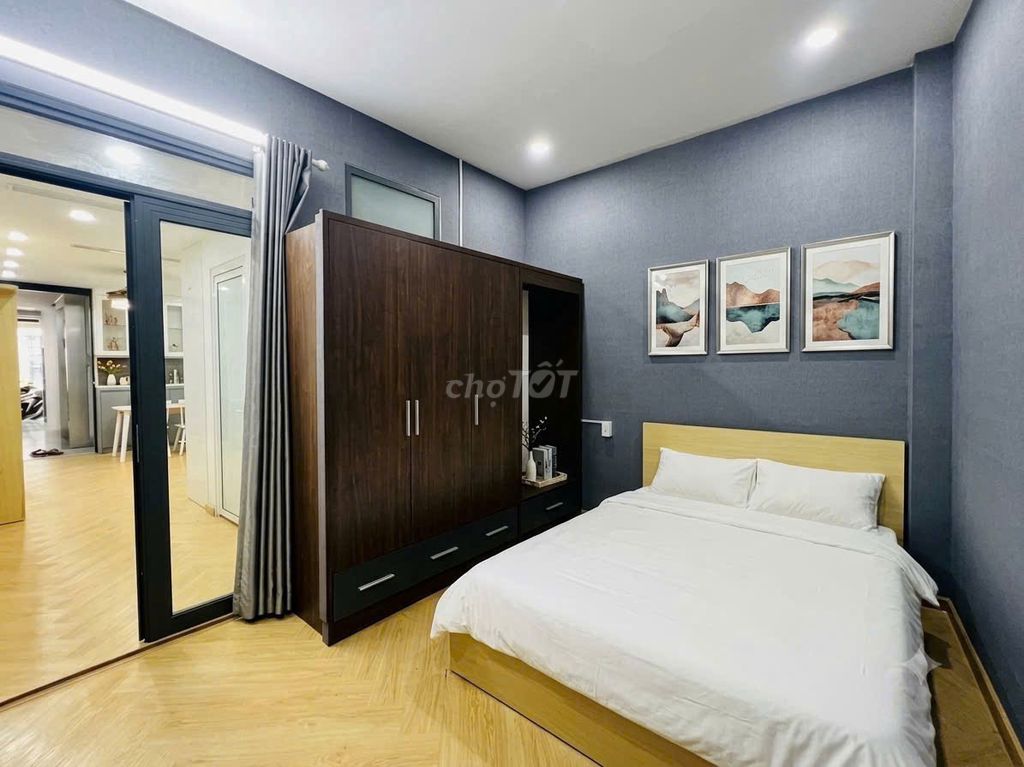 Rent the apartment. One bedroom plus 60 meters.