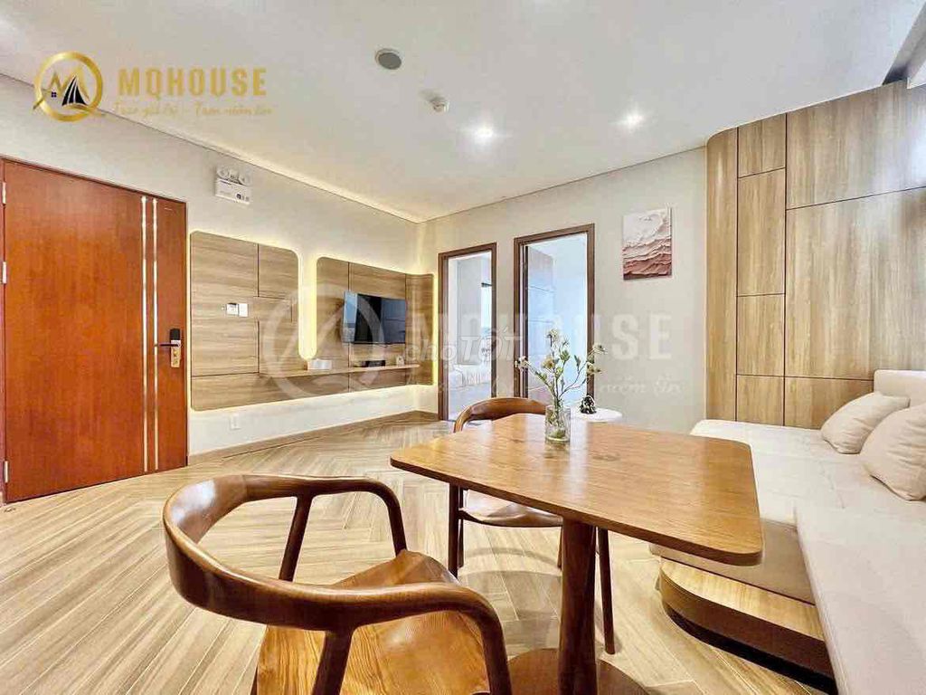 Rent two public bedrooms full new furniture 100% right away.tte mart Gò Vấp