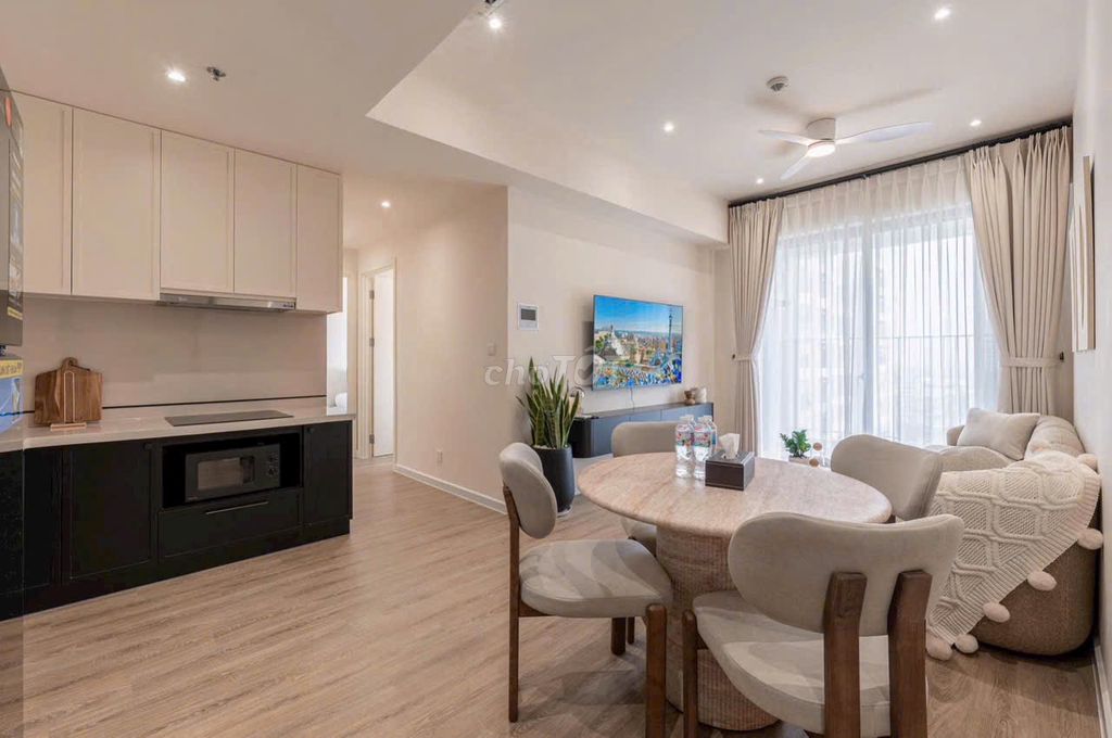 Rent Central Garden District 1, 86 meters, 2 bedrooms, 14 million a month.