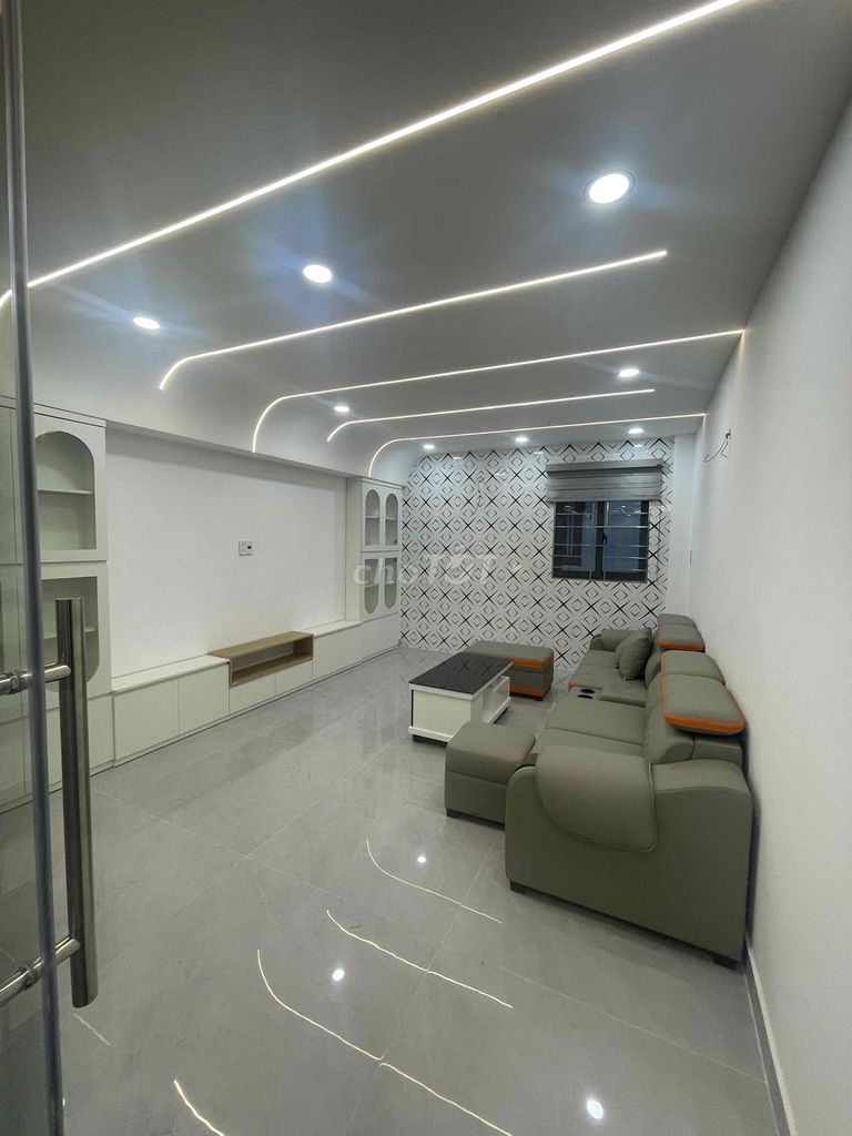 New house built four-four blocks in Mã Lò car an month.
