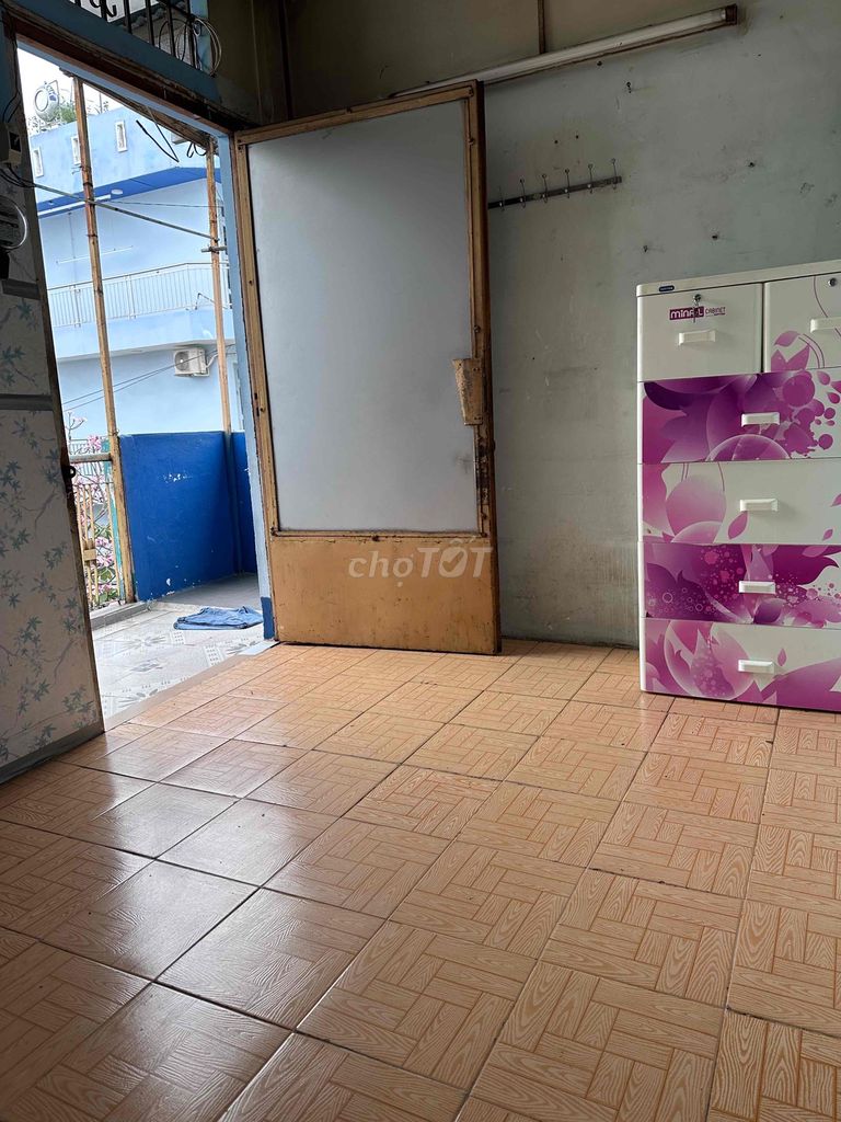 A turn-off motel.