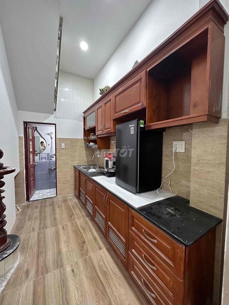 Rent a cheap motel - full interior - in