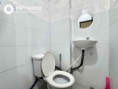 Clear room 1 .30 M2 5, x x Hoàng Sa District 3 near university