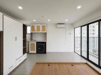Open the open balcony with an all-int private washing machine.