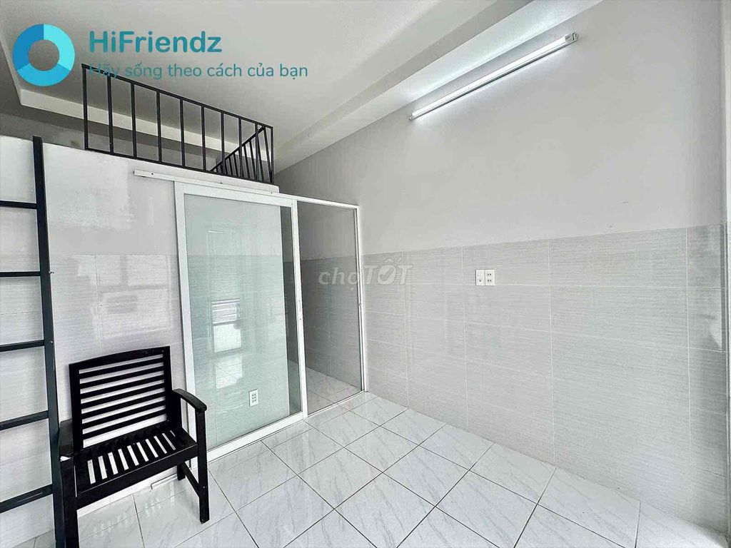 Right here, Martres • To ăner Room • Full cabinet
