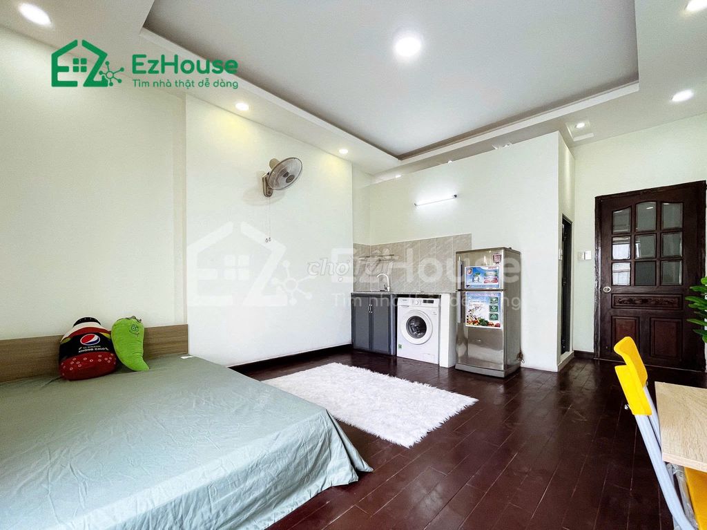Tân Phú floor balcony - 100 percent new interior close to huit.