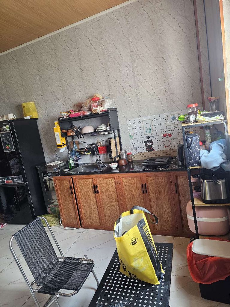 Kitchen cup room, Full interior (colder machine, washing machine, refrigerator, kitchen cabinet)