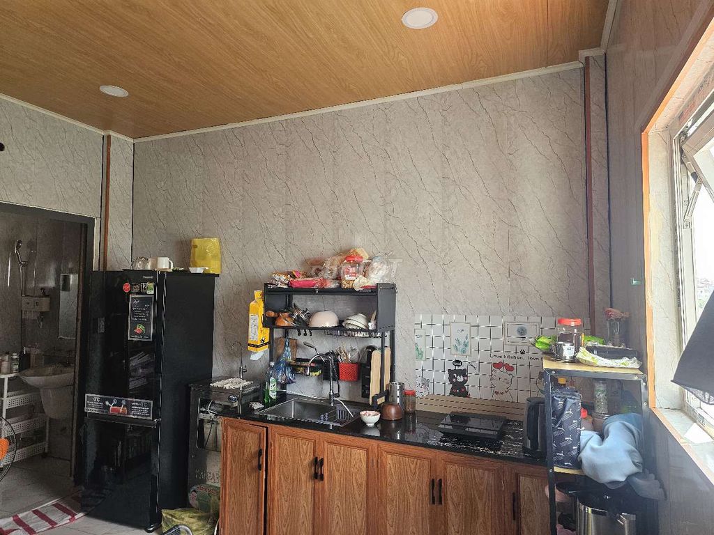 Kitchen cup room, Full interior (colder machine, washing machine, refrigerator, kitchen cabinet)
