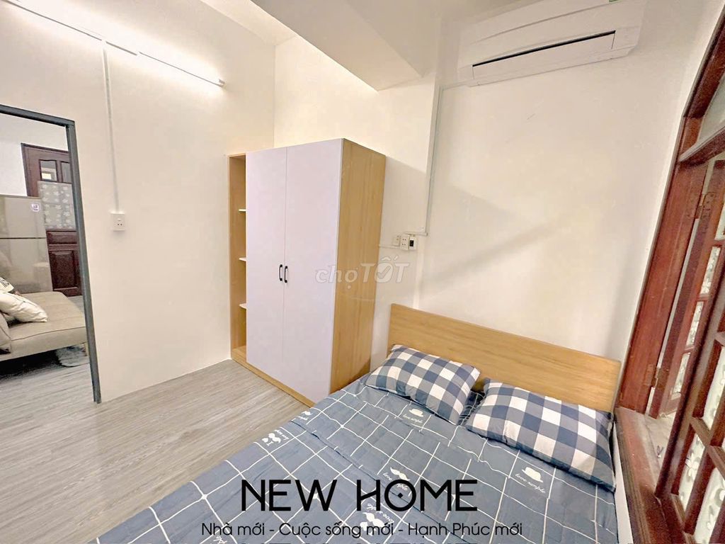2 bedrooms - sky windows super clear - full interior near hvhk