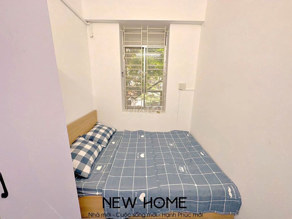 2 bedrooms - sky windows super clear - full interior near hvhk