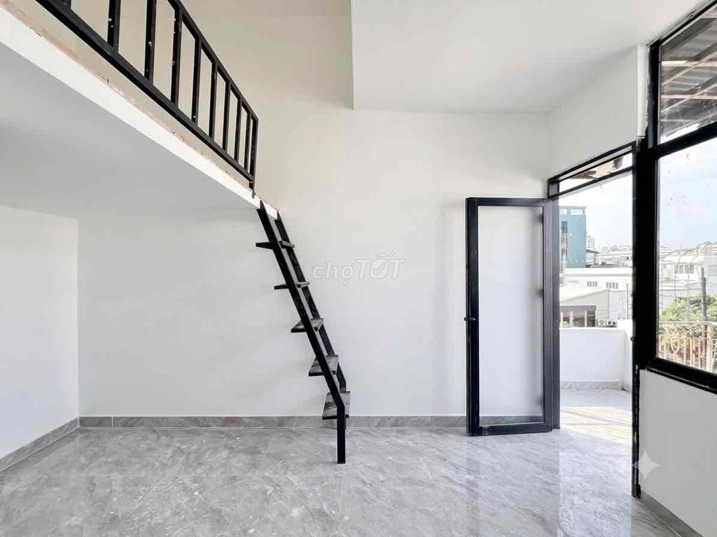 Open the new guard room, build the window balcony right here in Lê Văn Sỹ