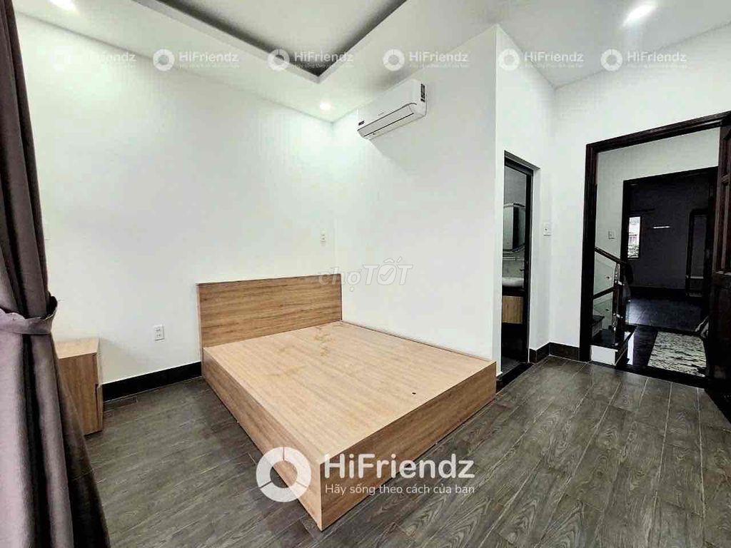 Rent room in the west bus station.