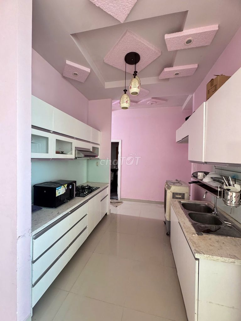 Rent two Belleza apartments, 102 meters, 3 bedrooms and 90 meters and 2 bedrooms.