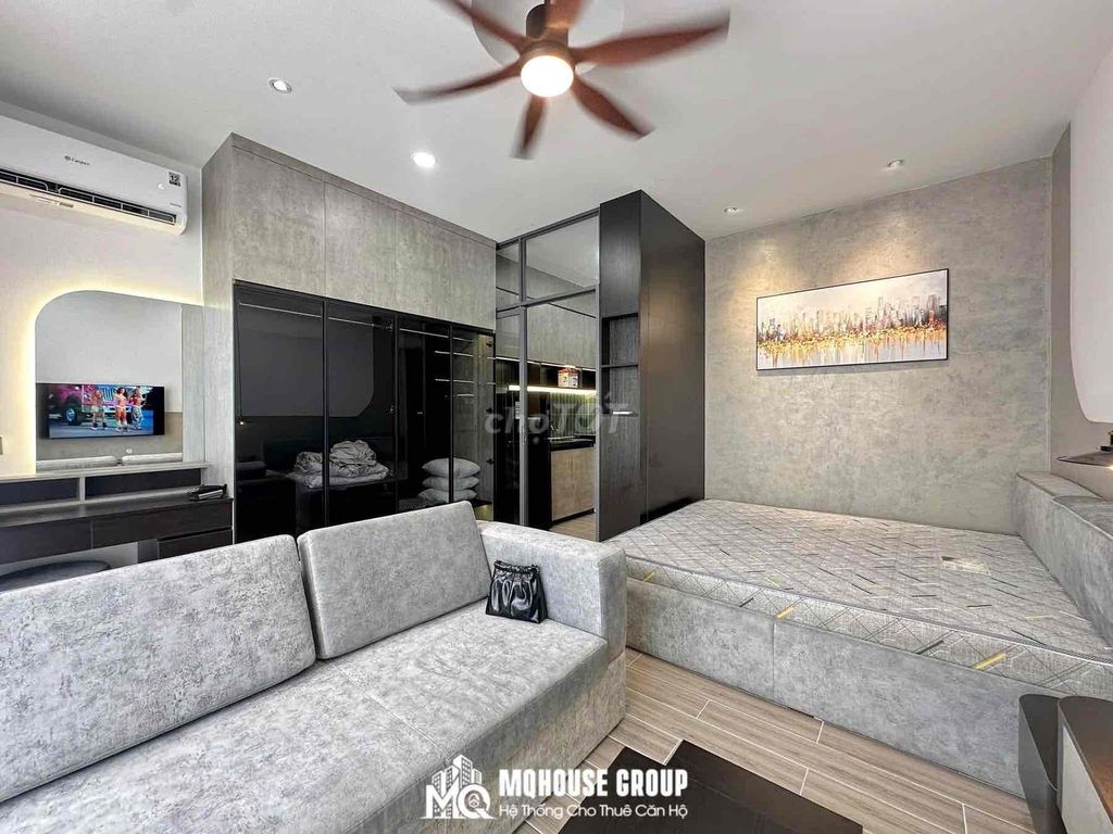 Opens the new full interior apartment 100% balcony, windows right here in Zen