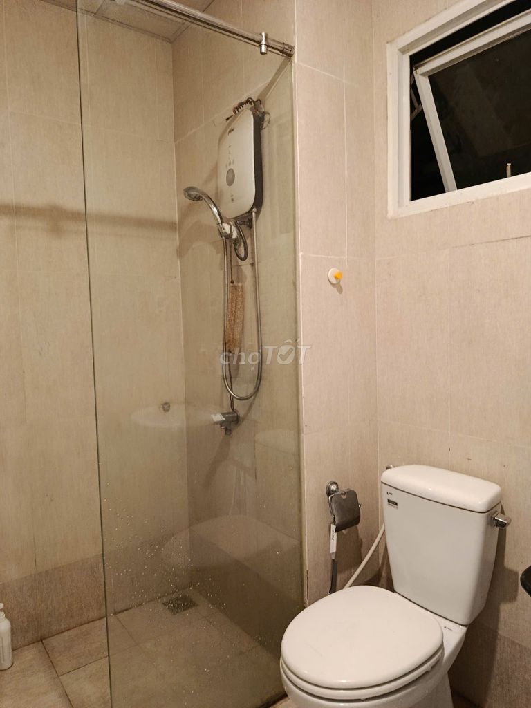 It's the owner who rents out two bedrooms - 11 and a half million a month.