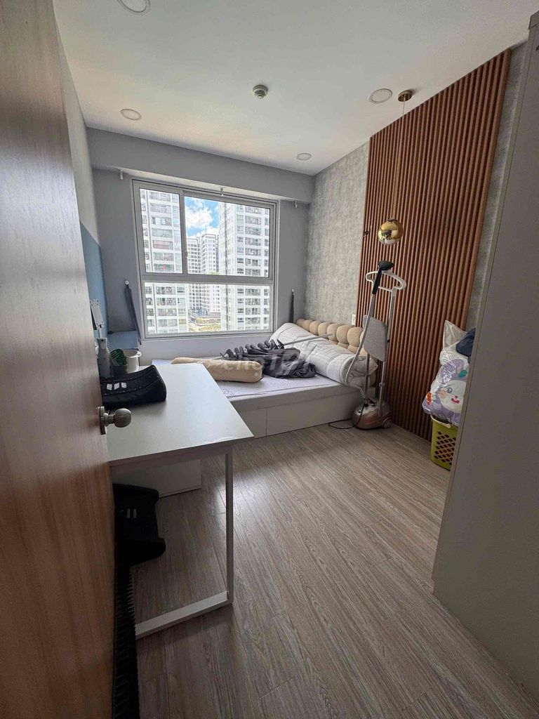 Rent two bedrooms, two toilets, right here in Sunrise Riverside.
