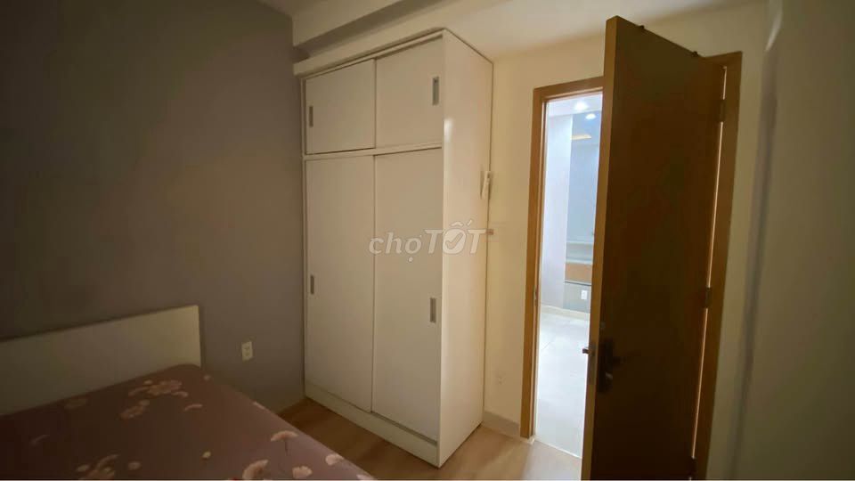 Rent C/c at Saigon Pearl, Nguyễn Hữu Cảnh-1-0, 2 bedrooms at 17 million a month.