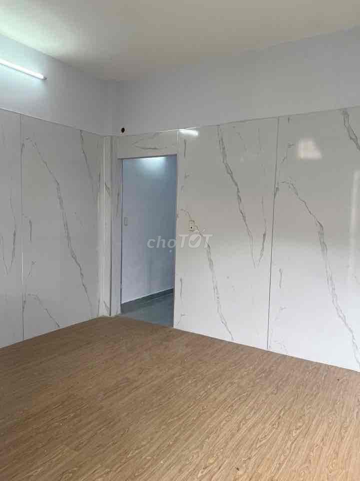 Two floors of four bedrooms are only 8.5 million a month, Tỉnh lộ 43, Bình Chiểu.