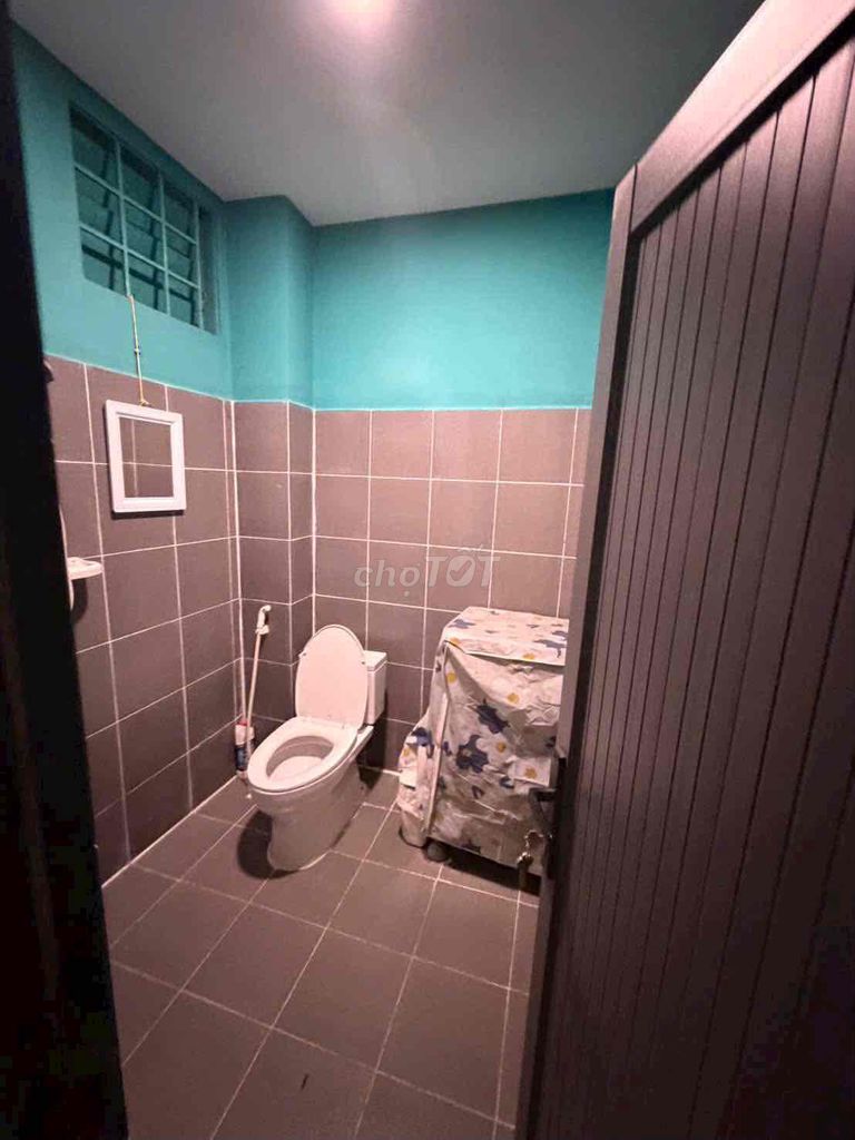 Rent a cash house Bà Huyện Thanh Quan-3th district.