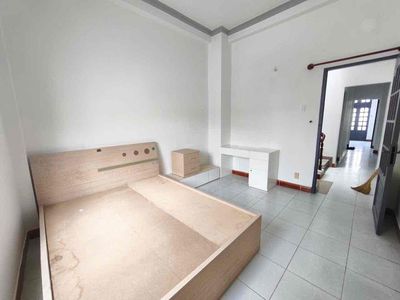 It's the owner of the house of Bùi Quang Là-712 Gò Vấp 5 bedroom 3 toilets 16 million refrigerators
