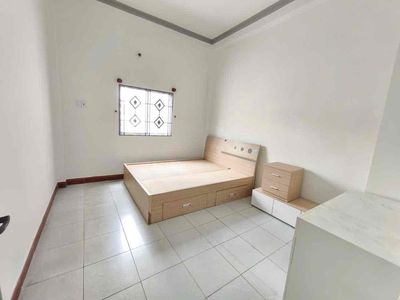 It's the owner of the house of Bùi Quang Là-712 Gò Vấp 5 bedroom 3 toilets 16 million refrigerators