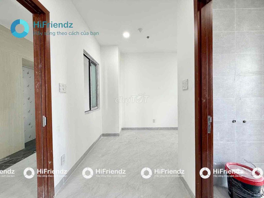 The Bancol studio is just around the corner. It's gonna be District 12.
