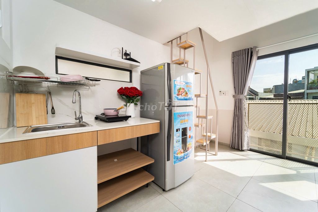 Rent an MIni apartment full of furniture. District 9.