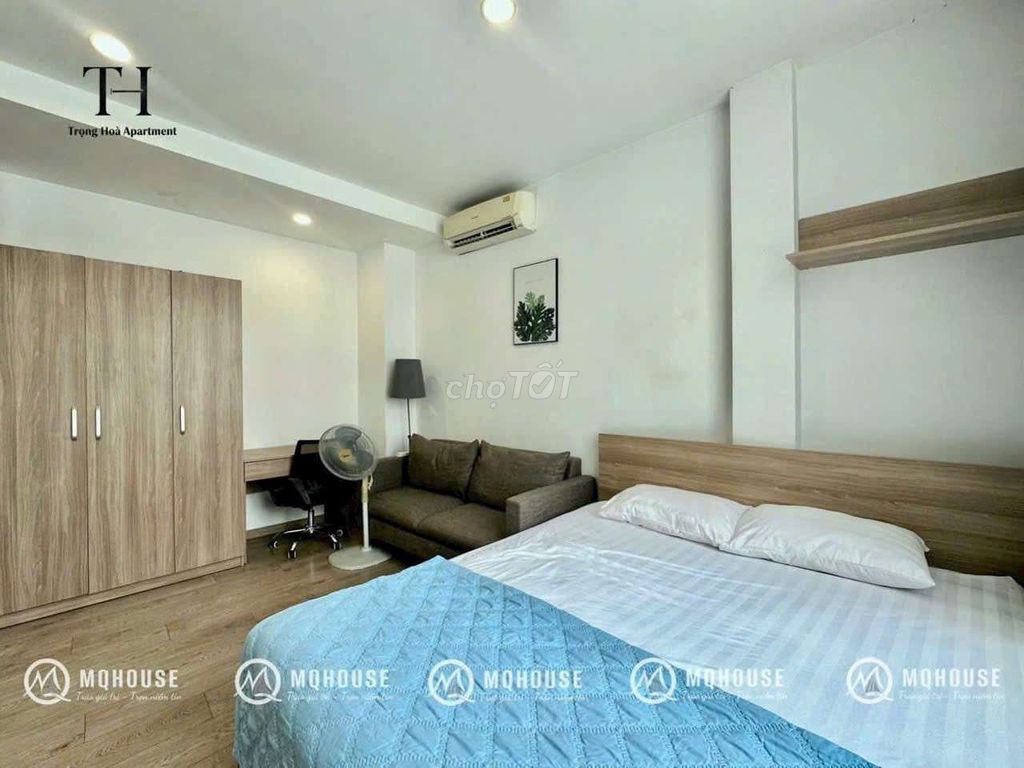 The studio apartment 1 .40 m .2_Full Psalm Seven near the Hall Bridge 1
