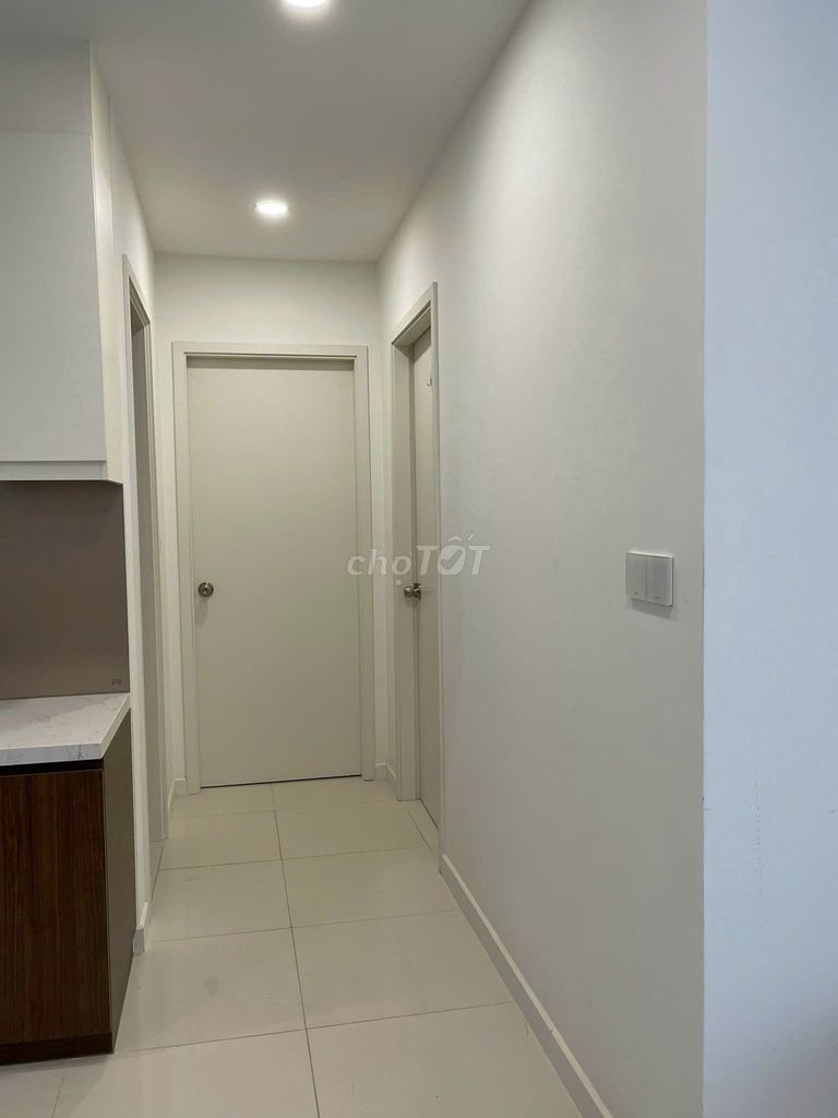 We need to rent Central Premium, 70 meters, 2 bedrooms, 2 toilets. 14 million.