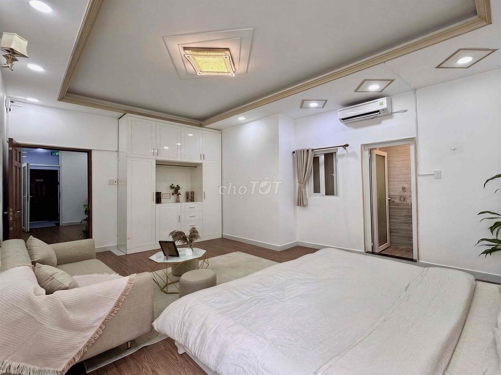 The apartment is full of one bedroom - one room, 65 meters, 3rd district - Funk, Lê Văn Sỹ