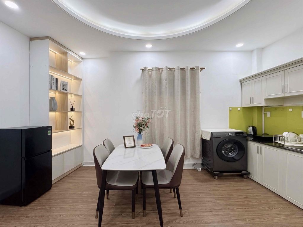 The apartment is full of one bedroom - one room, 65 meters, 3rd district - Funk, Lê Văn Sỹ