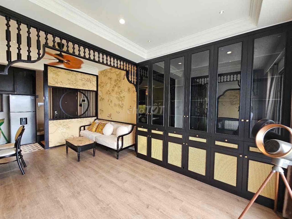 Let's get a master bedroom, re-advise the sun.
