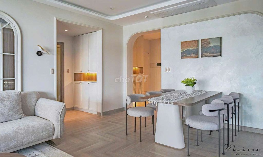 We'll have Qq120m2m2, 3 bedroom 2 toilets, new house, full interior.