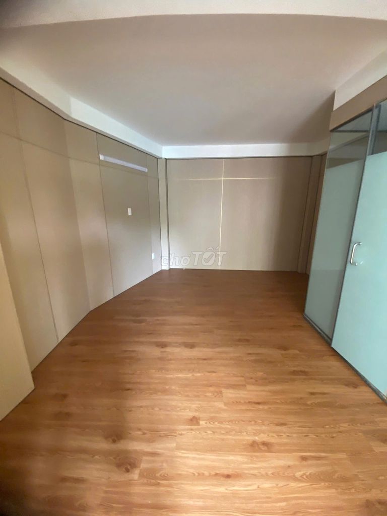 Renting 648/9 cmt8, District 3 – 8 rooms, 5 stories, 45 million
