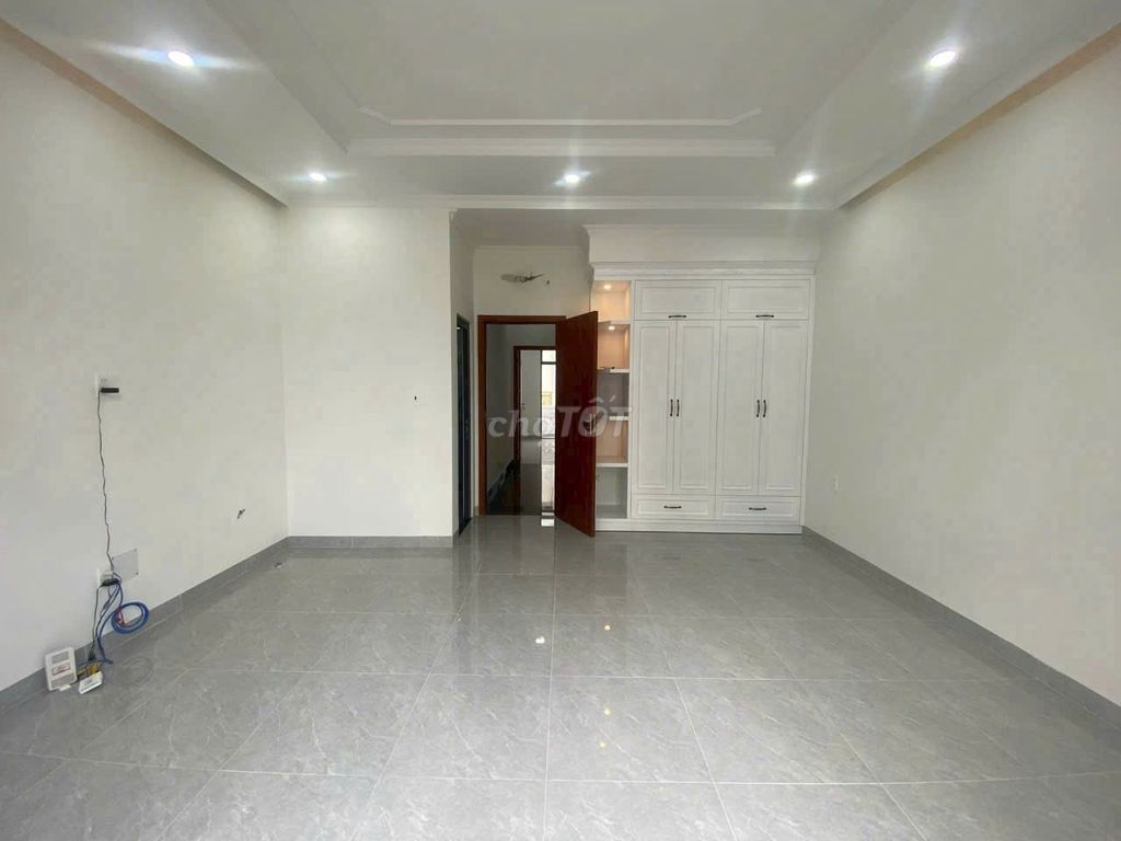 Need to rent the Qq0203 Q.Tân Bình near Penh 2