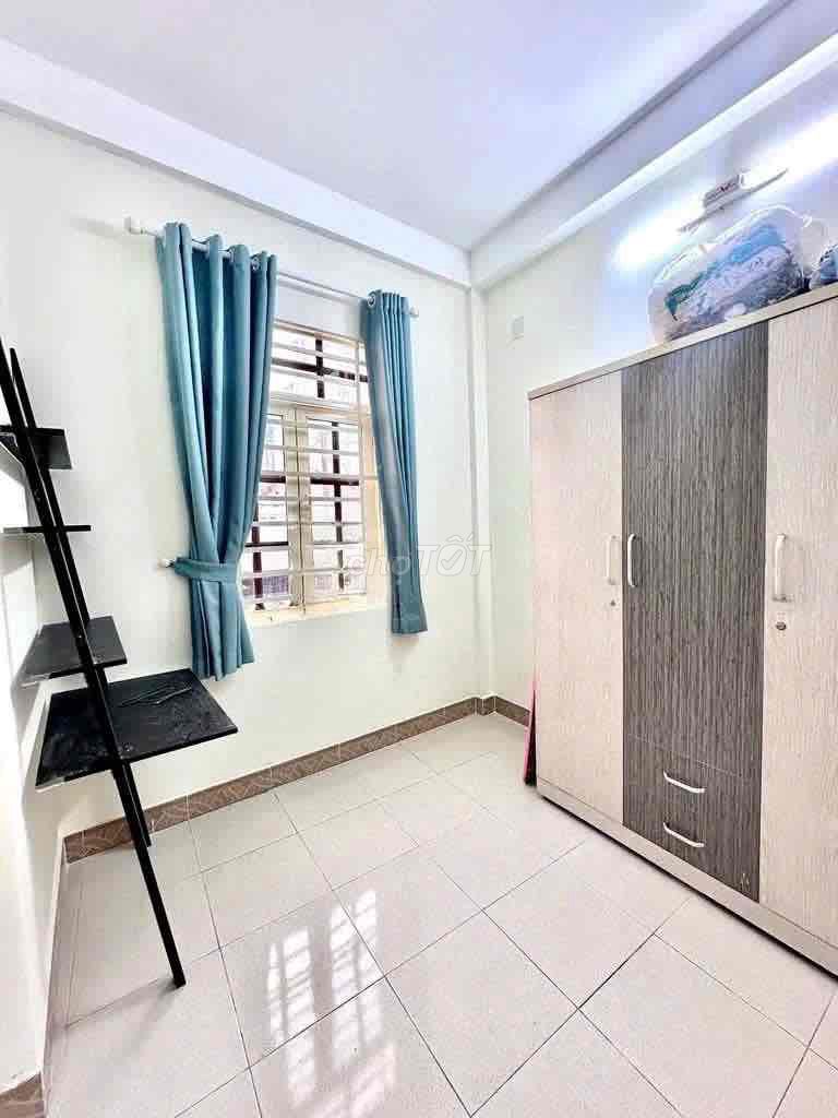 Rent the whole place, Nguyễn Công Trứ, Bình Thạnh, 12 million.