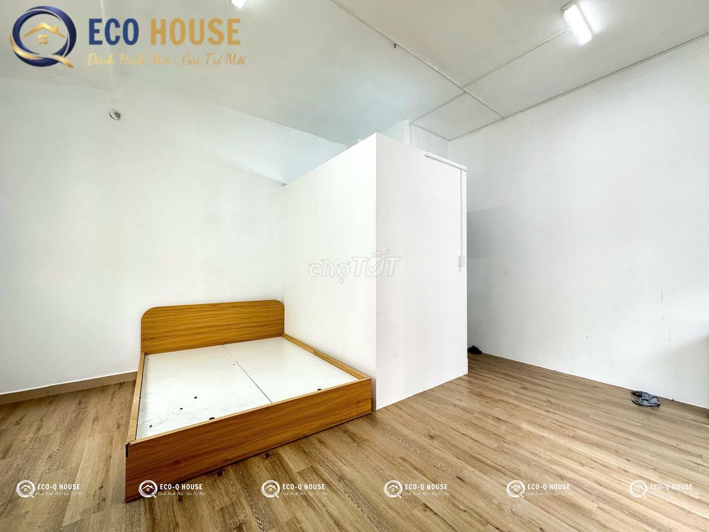 Tân Phú large balconies - sold wooden floor floor large interiors