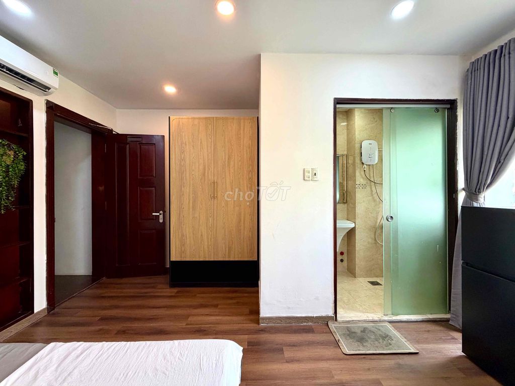 It's the owner who rented the new mini apartment that looks like the most modern airport.