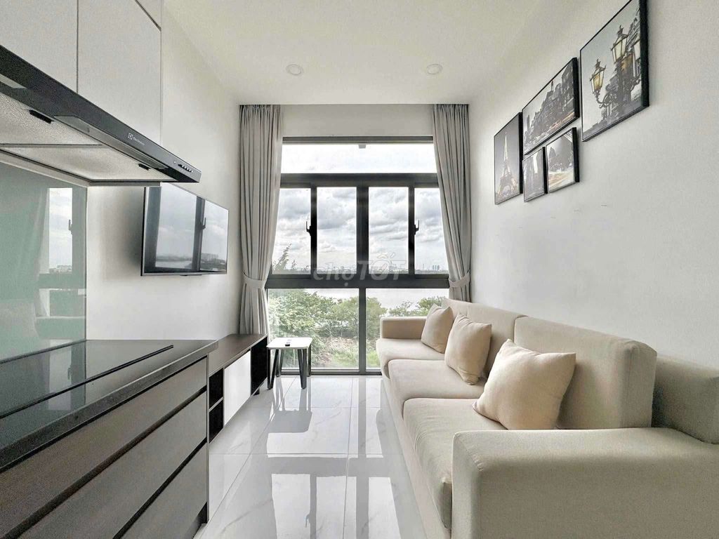 The mini apartment 8 million8 area 30 meters 2 is at the Open Gate of Heaven