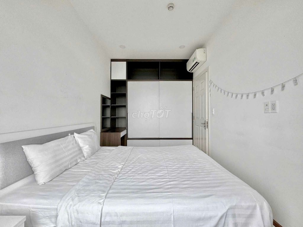 The mini apartment 8 million8 area 30 meters 2 is at the Open Gate of Heaven