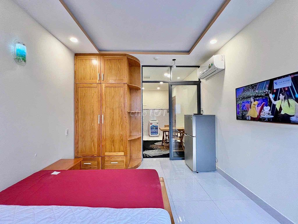 Supercreate. A bedroom. A nice banding.