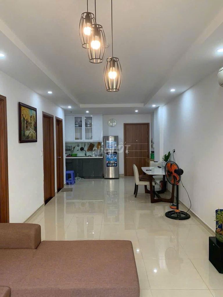 Sky Center building, Phổ Quang, tb: 3 p sleeps, 90 m2, Full interior, 18 million a month